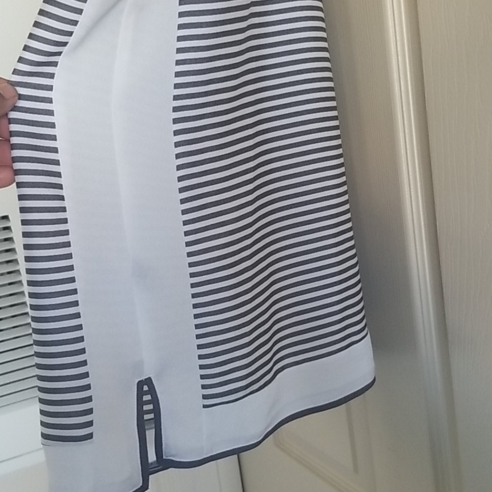 Striped button down blouse - Picture 5 of 5